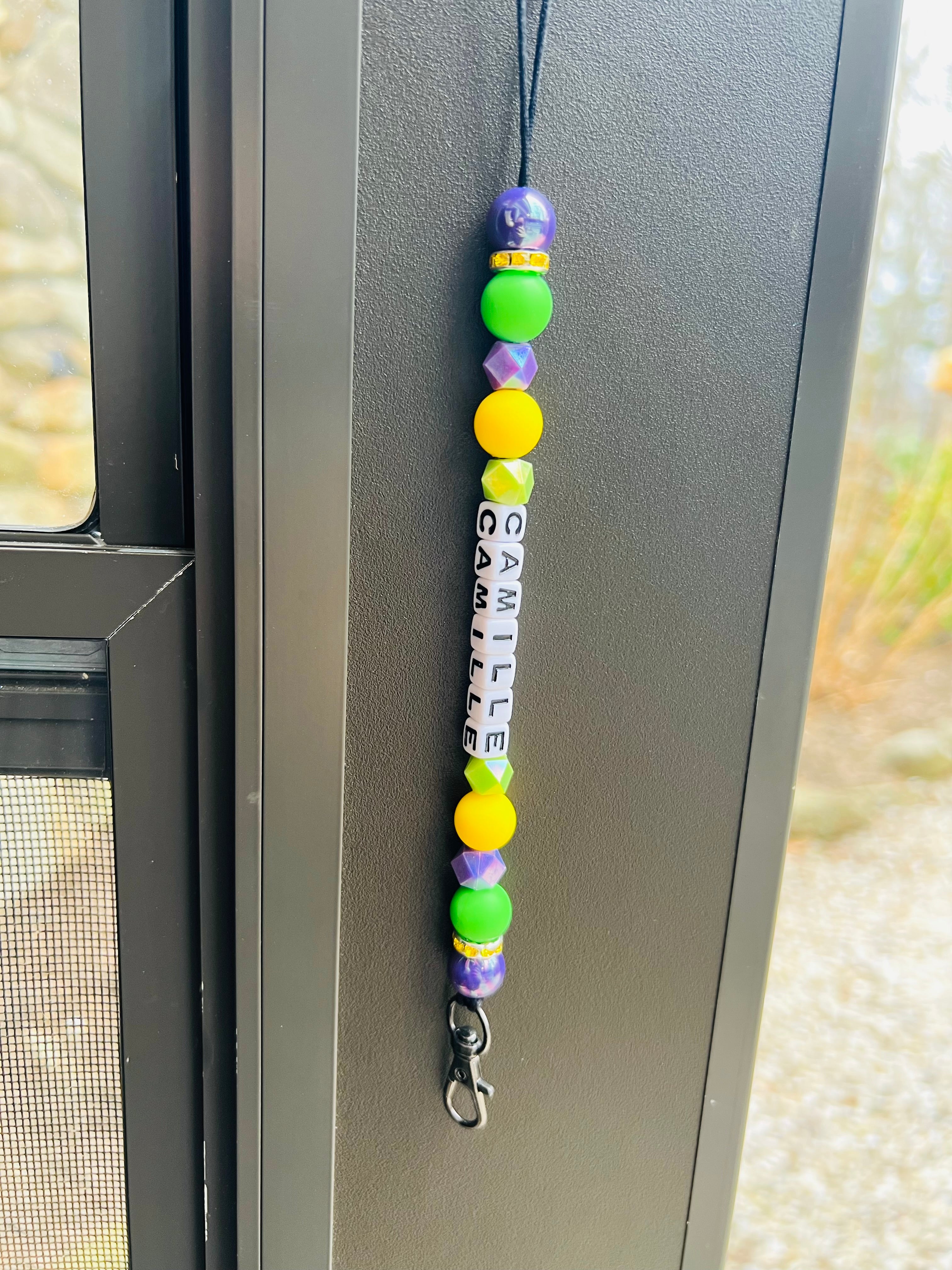 Custom name car hanger (Baddie)