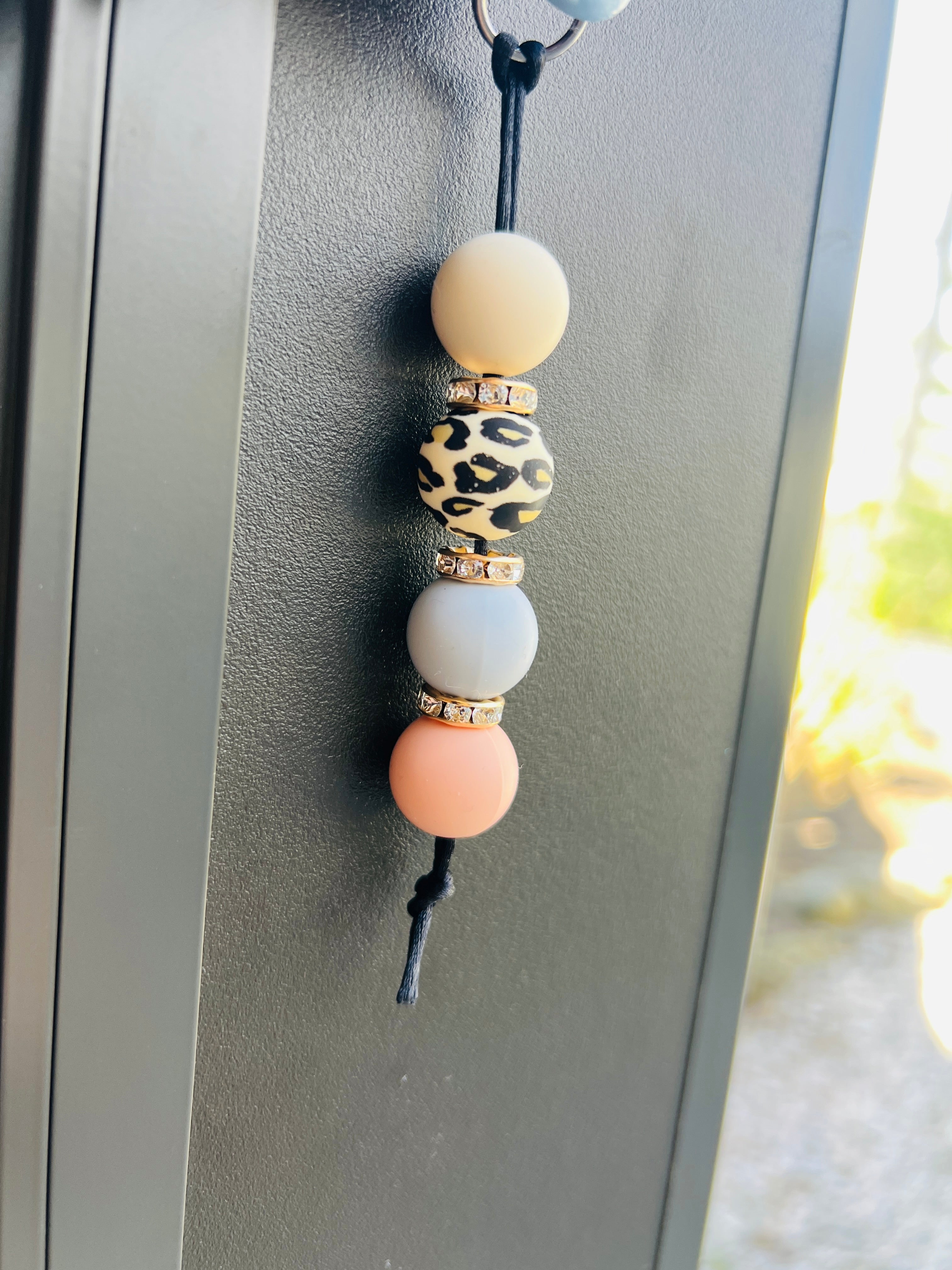 leopard sparkly keychain